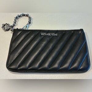 Michael Kors Rose Medium Top Zip Chain Quilted Leather Wristlet Black /Silver